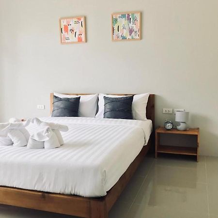 Snooze Inn Phuket - Free Shuttle To Bang Rong Pier Pa Khlok Exterior foto