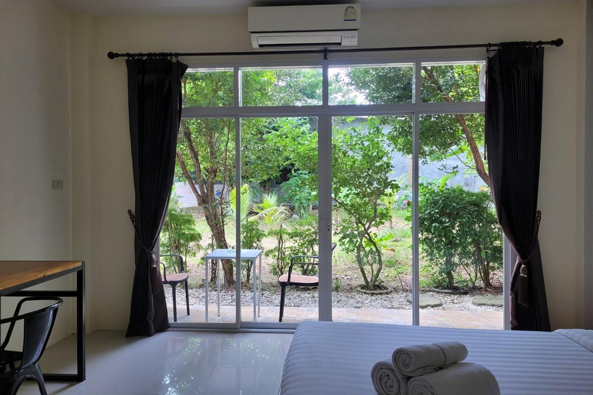 Snooze Inn Phuket - Free Shuttle To Bang Rong Pier Pa Khlok Exterior foto